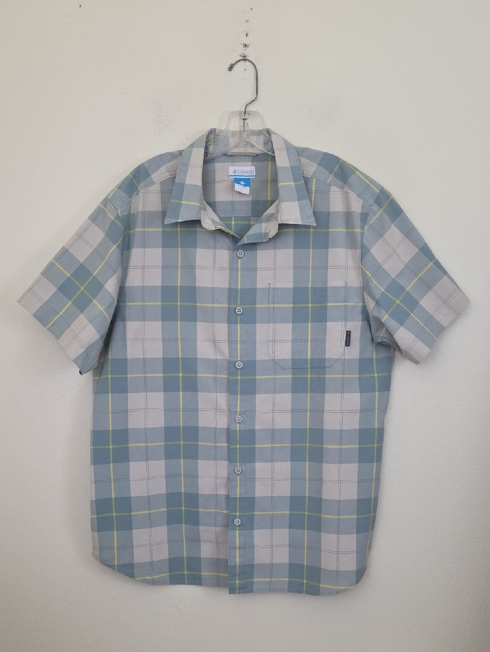 Columbia Sportswear Co. Blue & Cream Short Sleeve Button Shirt L